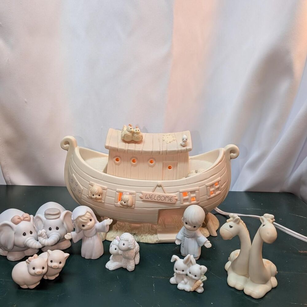 Vintage 1992 Precious Moments Noah's Ark "Two by Two" Complete Collector's Set